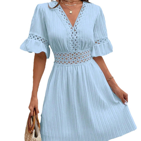 Splicing lace fashion V-neck waist solid color dress m300990