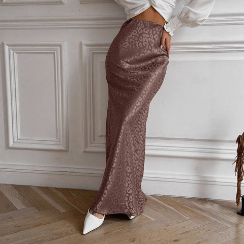 Summer new trend hip-wrapped jacquard leopard print long skirt m301573