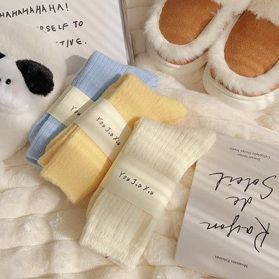 Solid color vertical plush socks, children's mid length socks, autumn and winter plush and thickened warmth, Japanese style plush socks, winter long socks, m1915010473