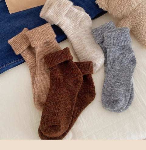 Xiao Xiangfeng Solid Color Wool Socks Women's Long Socks Instagram Trendy Pure Cotton Autumn and Winter Thickened and Warm Cashmere Retro Mid length Socks m1915010470