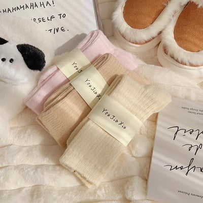 Solid color vertical plush socks, children's mid length socks, autumn and winter plush and thickened warmth, Japanese style plush socks, winter long socks, m1915010473